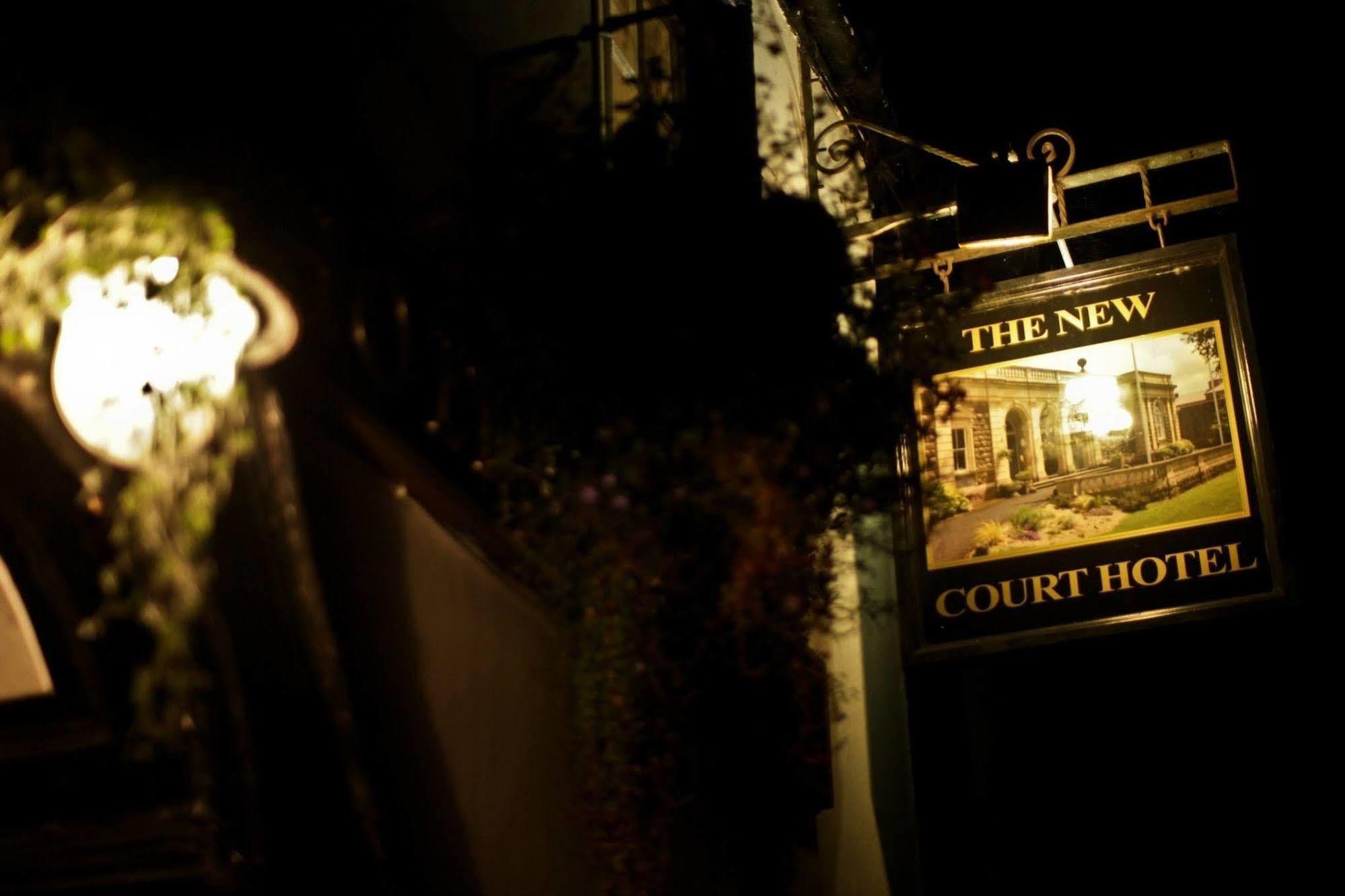 The New Court Inn Usk Esterno foto